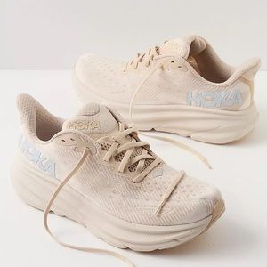 Women’s HOKA Clifton 9 Sneakers